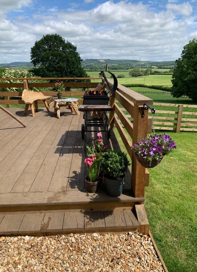 Thirkleby Burtree House & Retreats Tipi With Secluded Hot Tub酒店 外观 照片