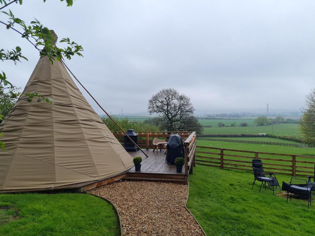 Thirkleby Burtree House & Retreats Tipi With Secluded Hot Tub酒店 外观 照片