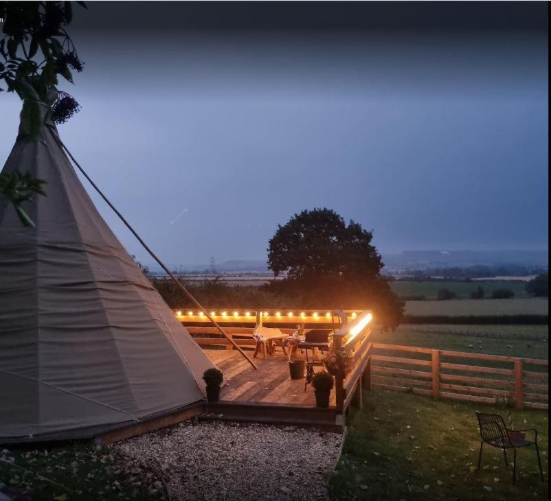 Thirkleby Burtree House & Retreats Tipi With Secluded Hot Tub酒店 外观 照片